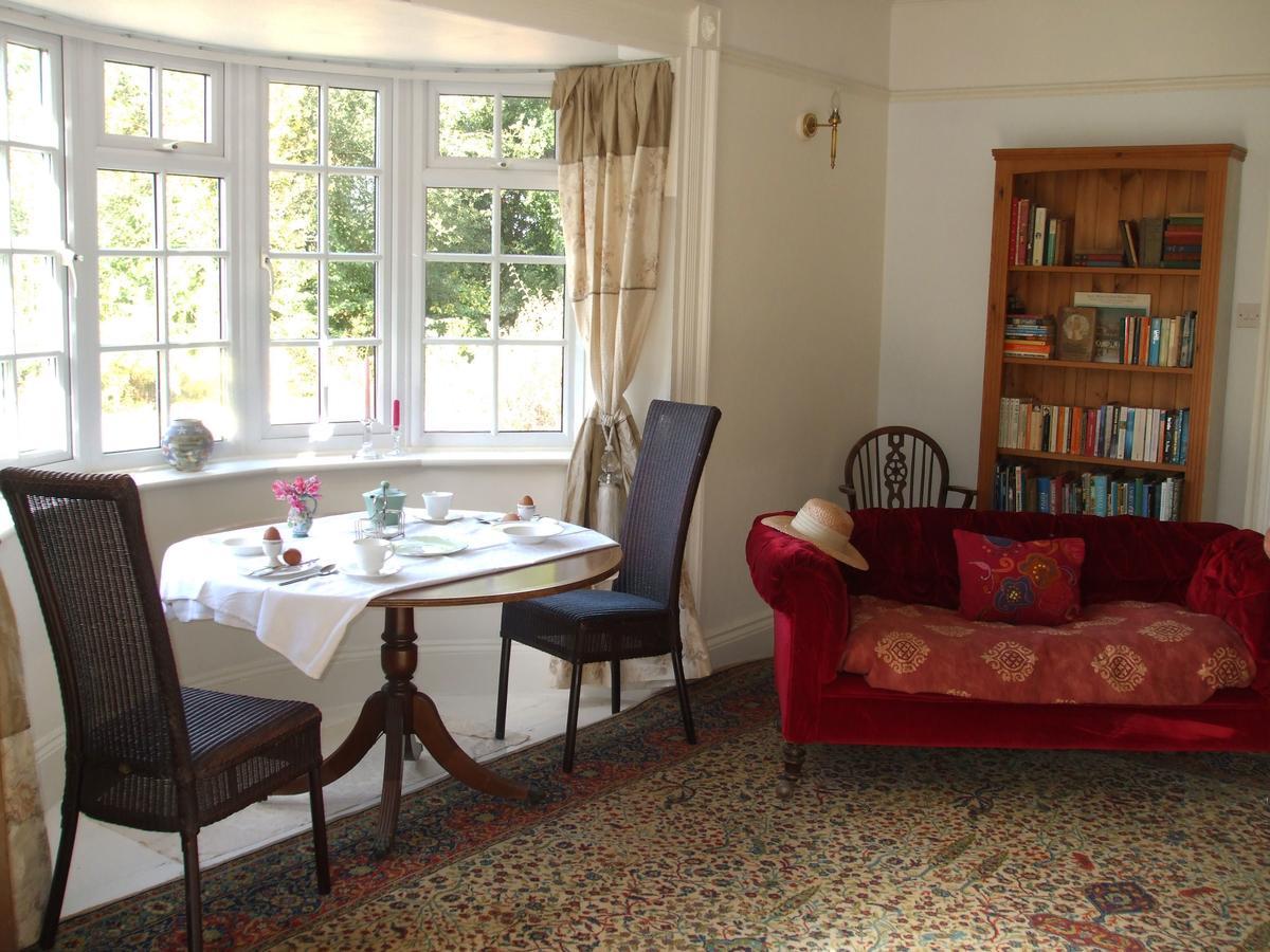 The Old Vicarage * Hindolveston